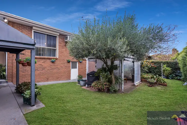 Sixth view of Homely house listing, 2 Gathrey Court, Endeavour Hills VIC 3802
