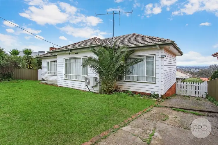 289 Highview Crescent, Lavington NSW 2641