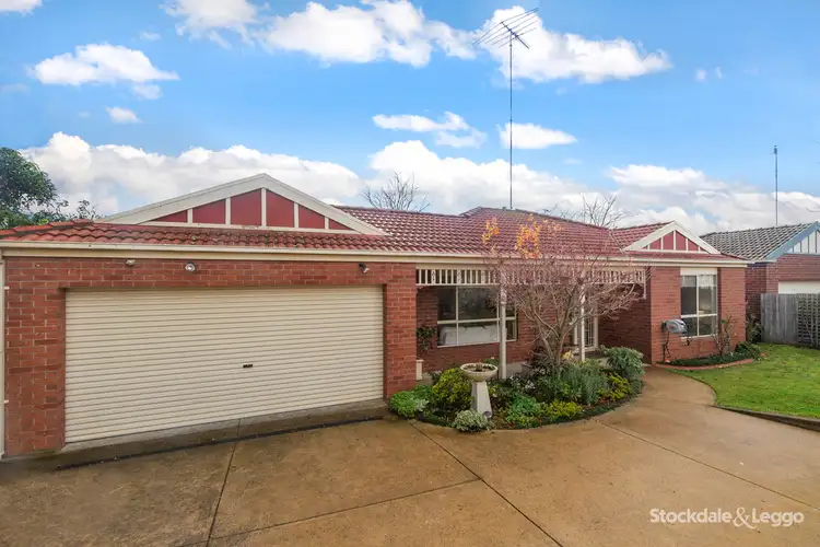 90 Shackleton Street, Belmont VIC 3216