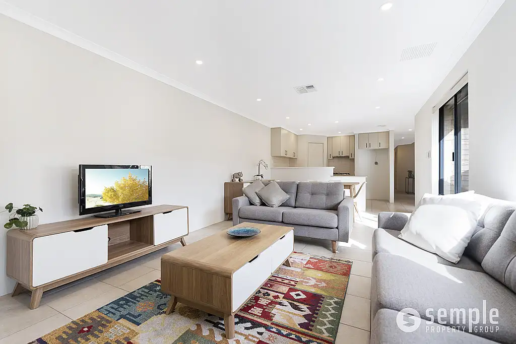 Main view of Homely house listing, 18 Durango Turn, Aubin Grove WA 6164