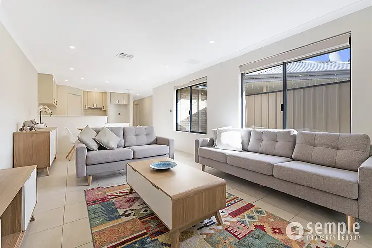 Fourth view of Homely house listing, 18 Durango Turn, Aubin Grove WA 6164