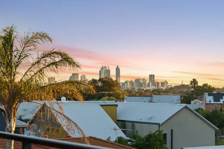 14/1 Fogerthorpe Crescent, Maylands WA 6051