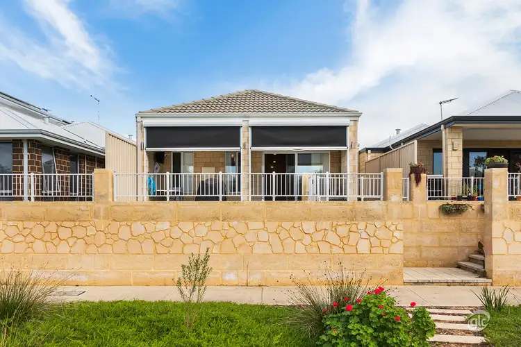 8 October Road, Spearwood WA 6163