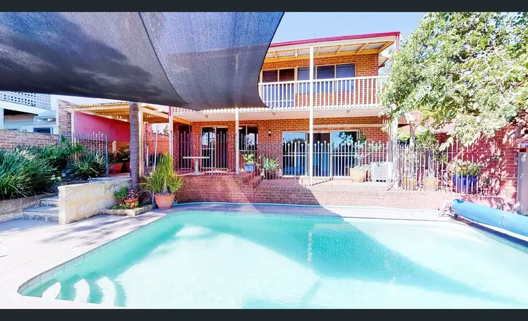 37 Swanbourne Street