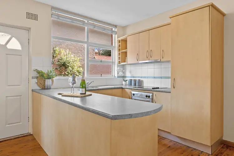 Third view of Homely apartment listing, 2/76 Dee Why Parade, Dee Why NSW 2099