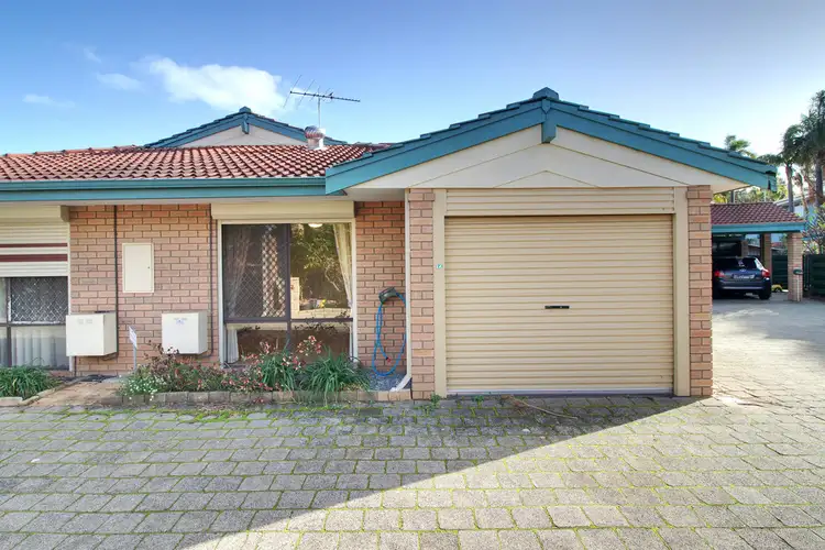 4/10 Soraya Place, Cooloongup WA 6168