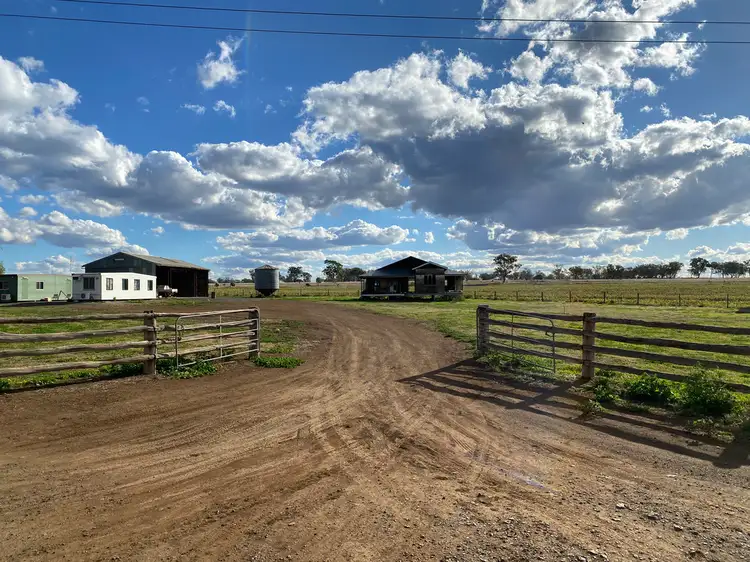 236 Murphy Road, Linthorpe QLD 4356