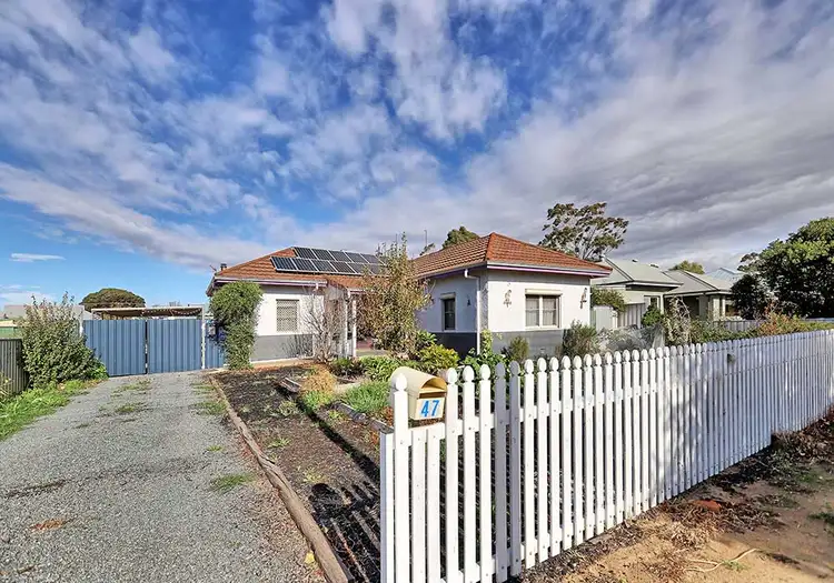 47 Ensign Street, Narrogin WA 6312