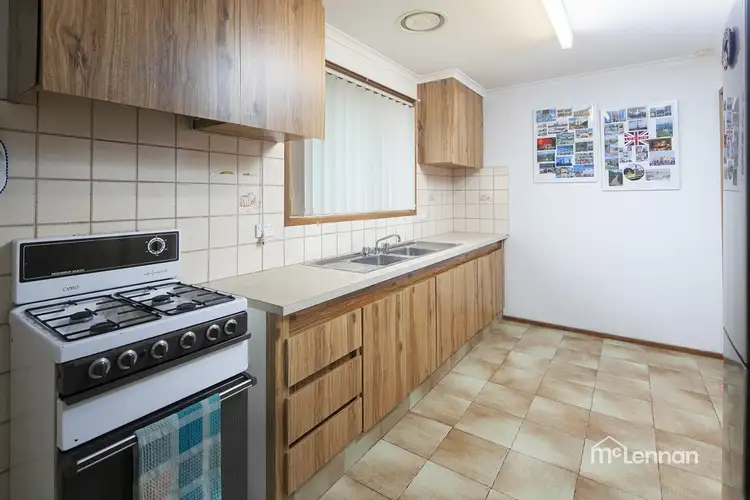 Sixth view of Homely unit listing, 2/9 Parkview Close, Dandenong VIC 3175