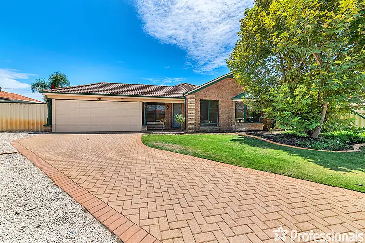 Second view of Homely house listing, 11 Summer Hill Place, Warnbro WA 6169