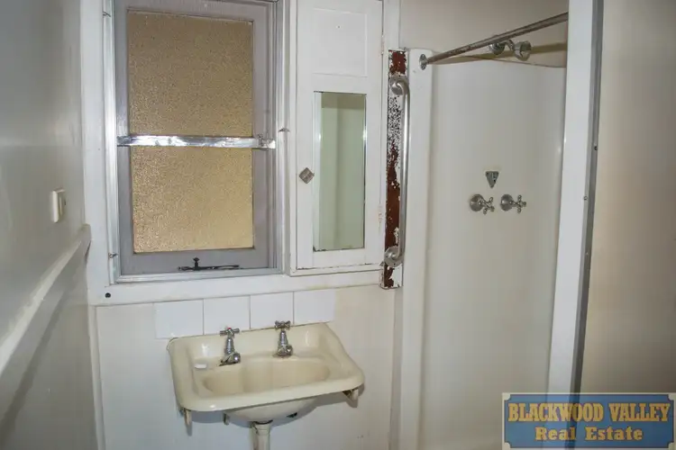 Seventh view of Homely semi-detached listing, 15 Spencer, Bridgetown WA 6255