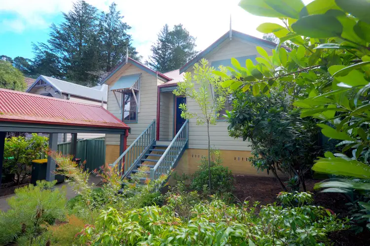 17 Ada Road, Blackheath NSW 2785