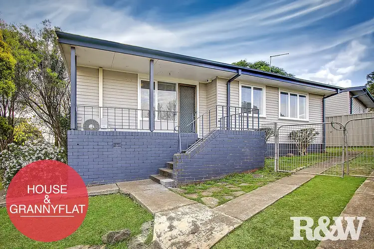 29 & 29A Nella Dan Avenue, Tregear NSW 2770