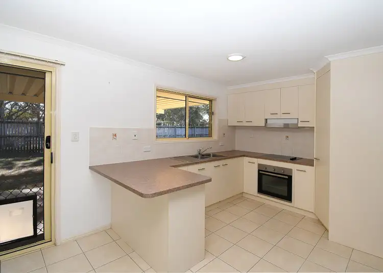 Fifth view of Homely house listing, 27 Sharyn Court, Point Vernon QLD 4655