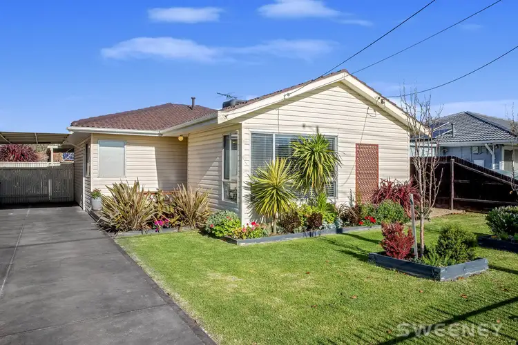 25 Burt Street, Altona VIC 3018