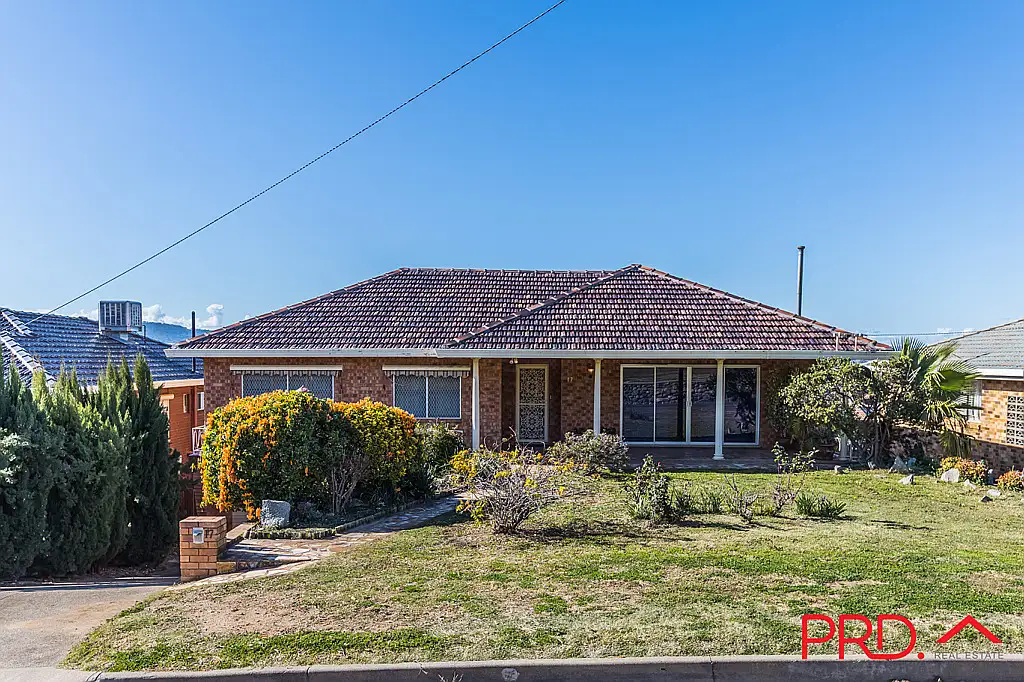 Main view of Homely house listing, 17 Grant Street, Tamworth NSW 2340