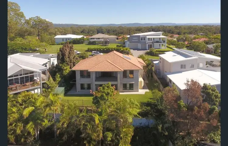 70 Sea Eagle Drive, Burleigh Waters QLD 4220