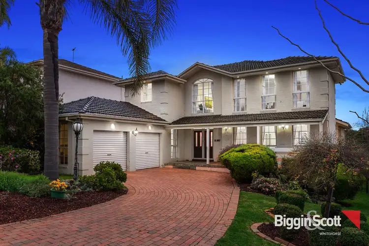 22 Monomeath Close, Doncaster East VIC 3109
