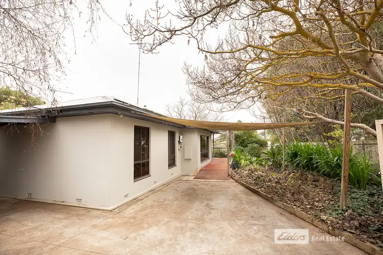 18 LOCHIEL AVENUE, Naracoorte SA 5271
