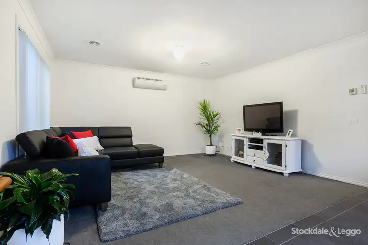 Fourth view of Homely unit listing, 33 Southampton Drive, Langwarrin VIC 3910