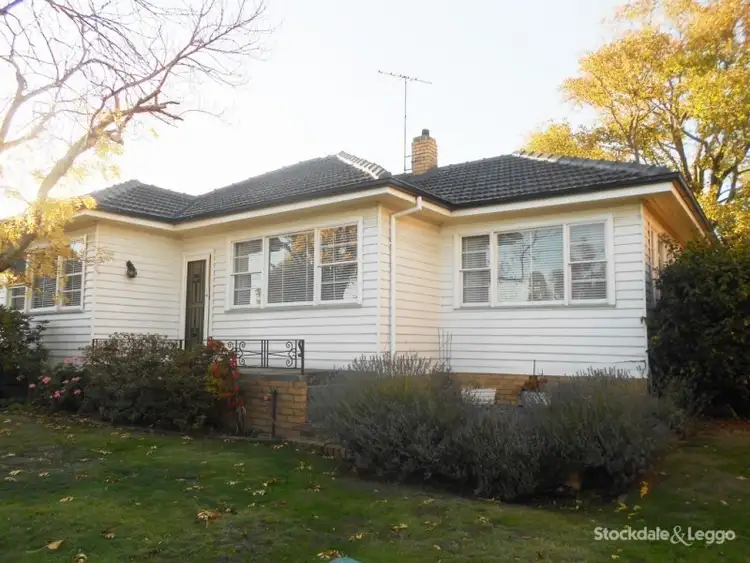 17 Birdwood Avenue