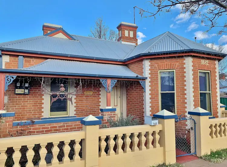 140 Stewart Street, Bathurst NSW 2795