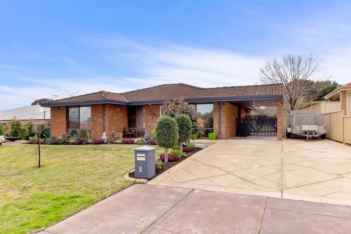 Main view of Homely house listing, 5 Reeves Place, Swan View WA 6056