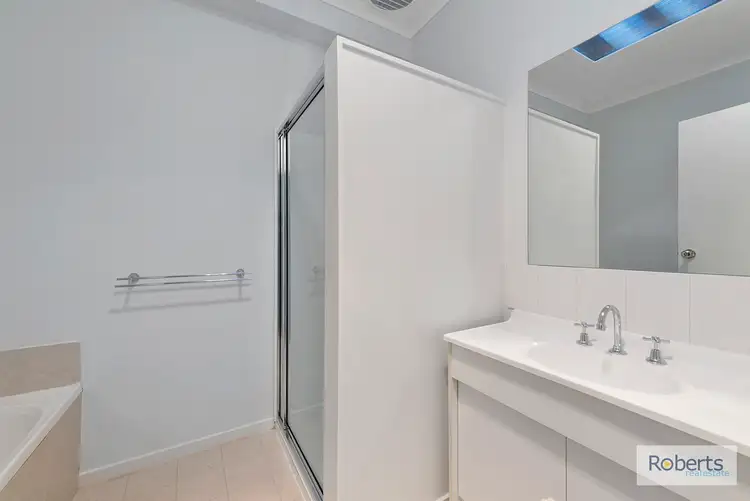 Seventh view of Homely apartment listing, 1/1 Fairway Crescent, Shearwater TAS 7307