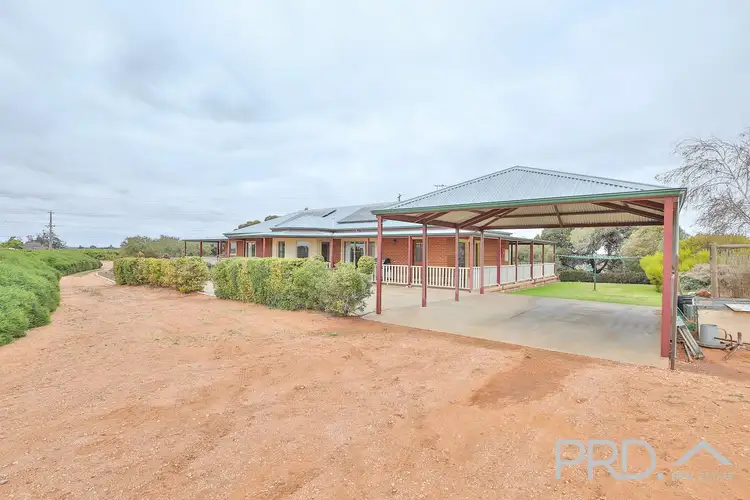 Fifth view of Homely house listing, 329 Woomera Avenue, Red Cliffs VIC 3496