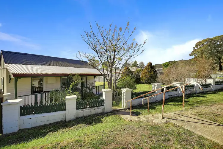 4 White Cresent, Kandos NSW 2848