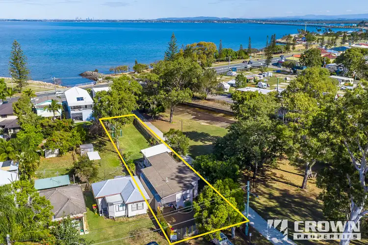 21 Short Street, Woody Point QLD 4019