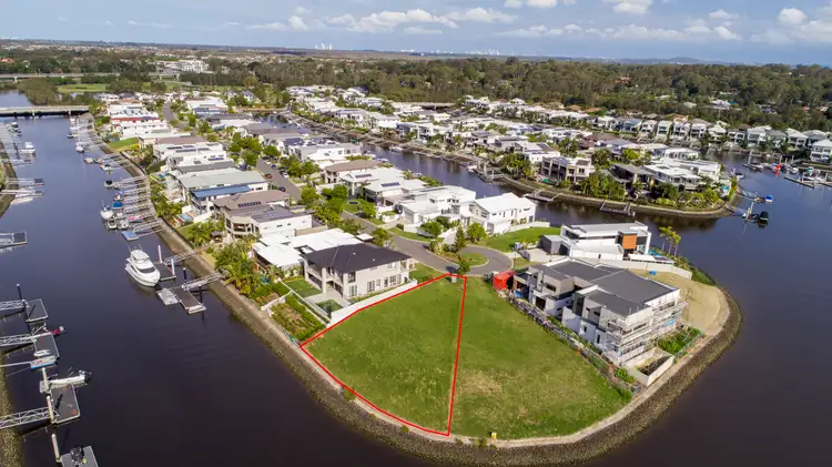 42 Harbourvue Court, Helensvale QLD 4212