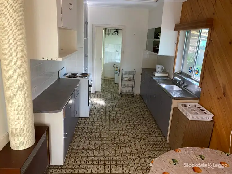 Fourth view of Homely house listing, 33 Rosalind Street, Mooroopna VIC 3629