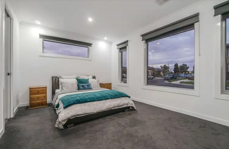 Fifth view of Homely house listing, 37 Lemon Myrtle Way, Craigieburn VIC 3064