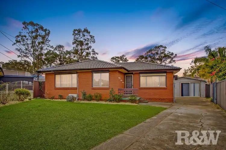6 Tarun Place, Dharruk NSW 2770