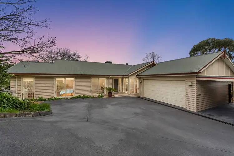 34 Warrabel Road, Ferntree Gully VIC 3156