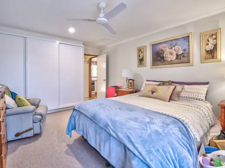 Seventh view of Homely house listing, 5 Capri Court, Point Vernon QLD 4655