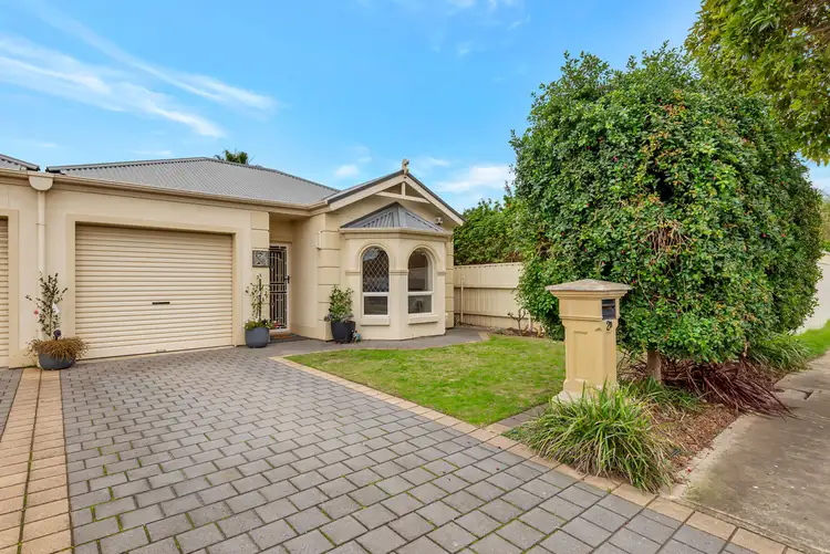 2b Kingborn Avenue, Seaton SA 5023
