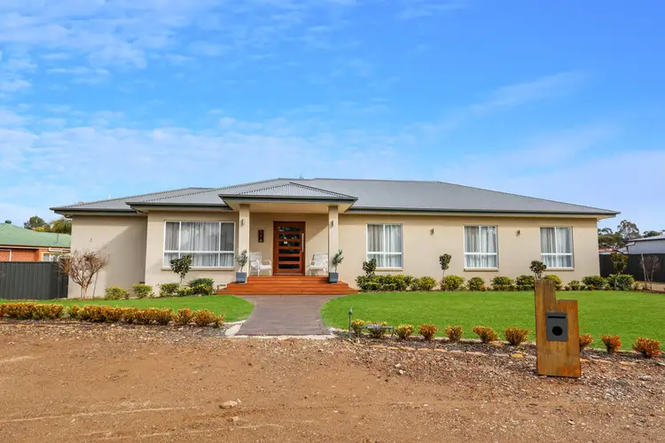 116 Bruce Street, Coolamon NSW 2701