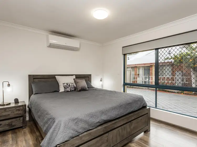 Seventh view of Homely house listing, 4A Impson Gardens, South Lake WA 6164