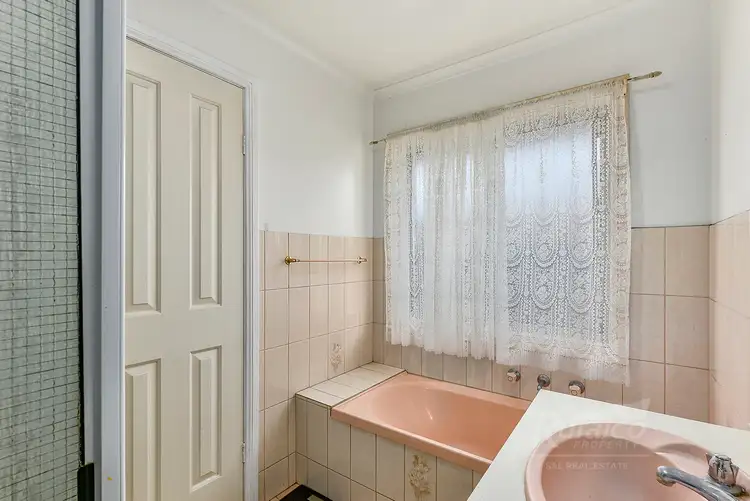 Sixth view of Homely house listing, 5 Shalamar Crescent, Mount Gambier SA 5290