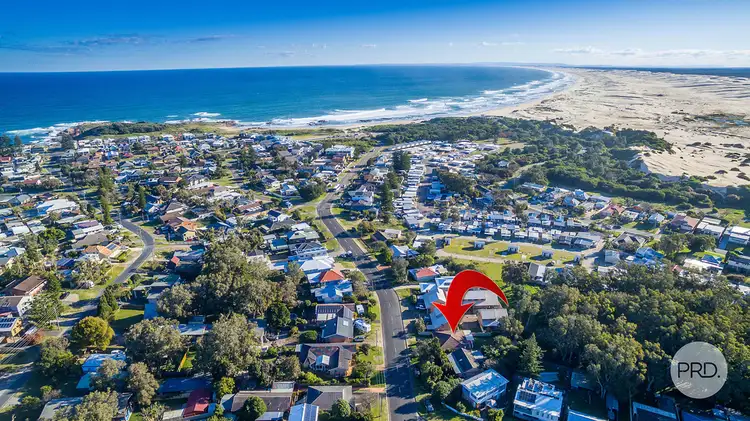 41 Campbell Ave, Anna Bay NSW 2316