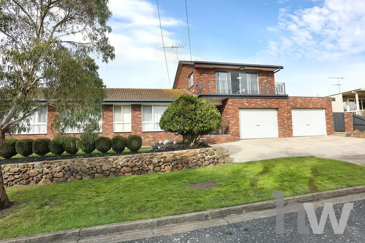 14 Carnarvon Drive, Grovedale VIC 3216