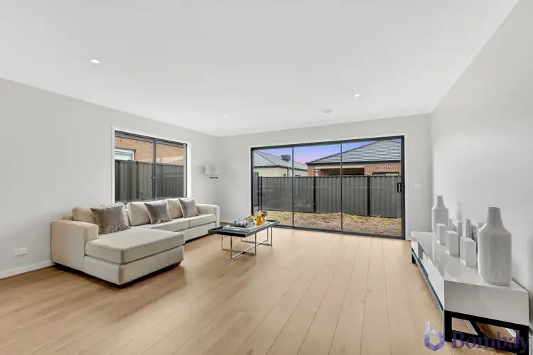 Fifth view of Homely house listing, 15 Gossia Avenue, Craigieburn VIC 3064