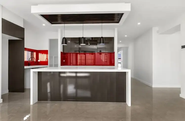 Second view of Homely house listing, 5 Tierra Circuit, Wollert VIC 3750