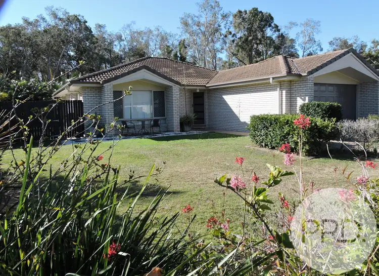 10 Honeybee Place, Ningi QLD 4511