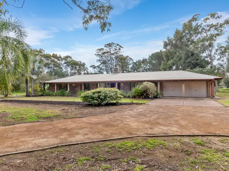 25 Bruce Road, Maida Vale WA 6057