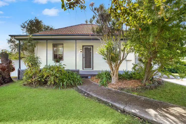 27 Waugh Street, Wauchope NSW 2446