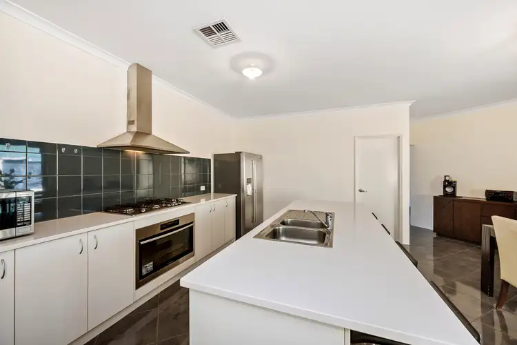 Fifth view of Homely house listing, 3 Nymans Close, Landsdale WA 6065