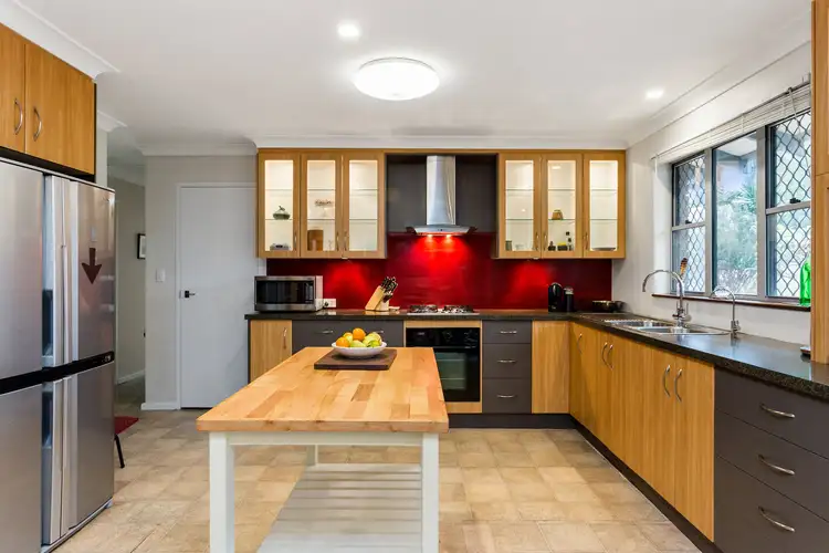 Seventh view of Homely house listing, 10 Minilya Court, Gosnells WA 6110